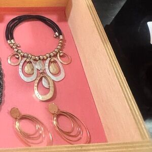 Chic Gold and Black Necklace Set